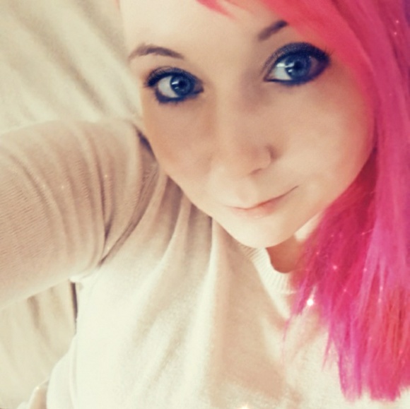 Meet your Queen, Taylor - Picture 8 of 8